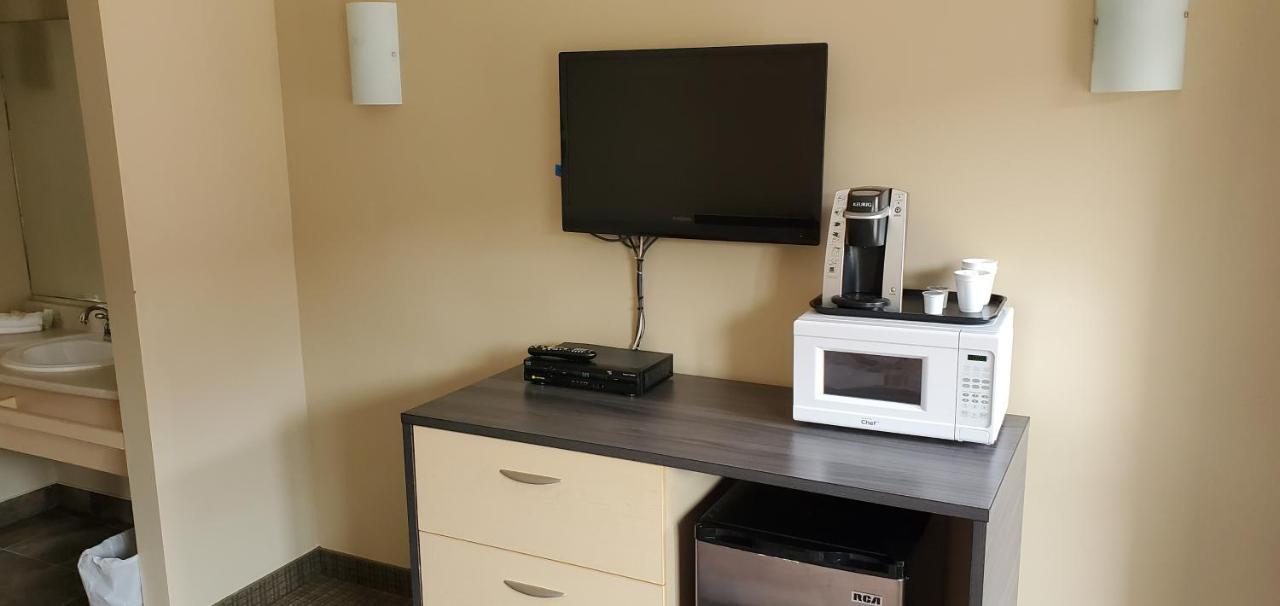 Motel Falcon Brossard Dış mekan fotoğraf