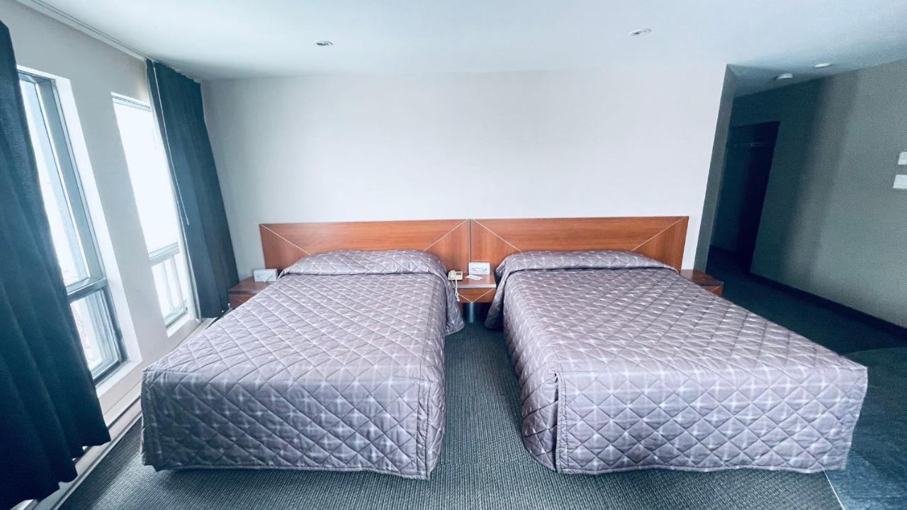 Motel Falcon Brossard Dış mekan fotoğraf
