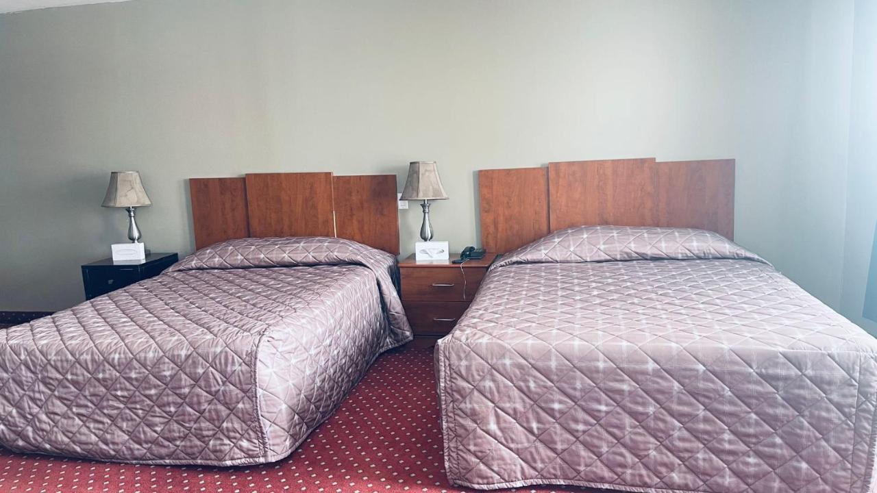 Motel Falcon Brossard Dış mekan fotoğraf