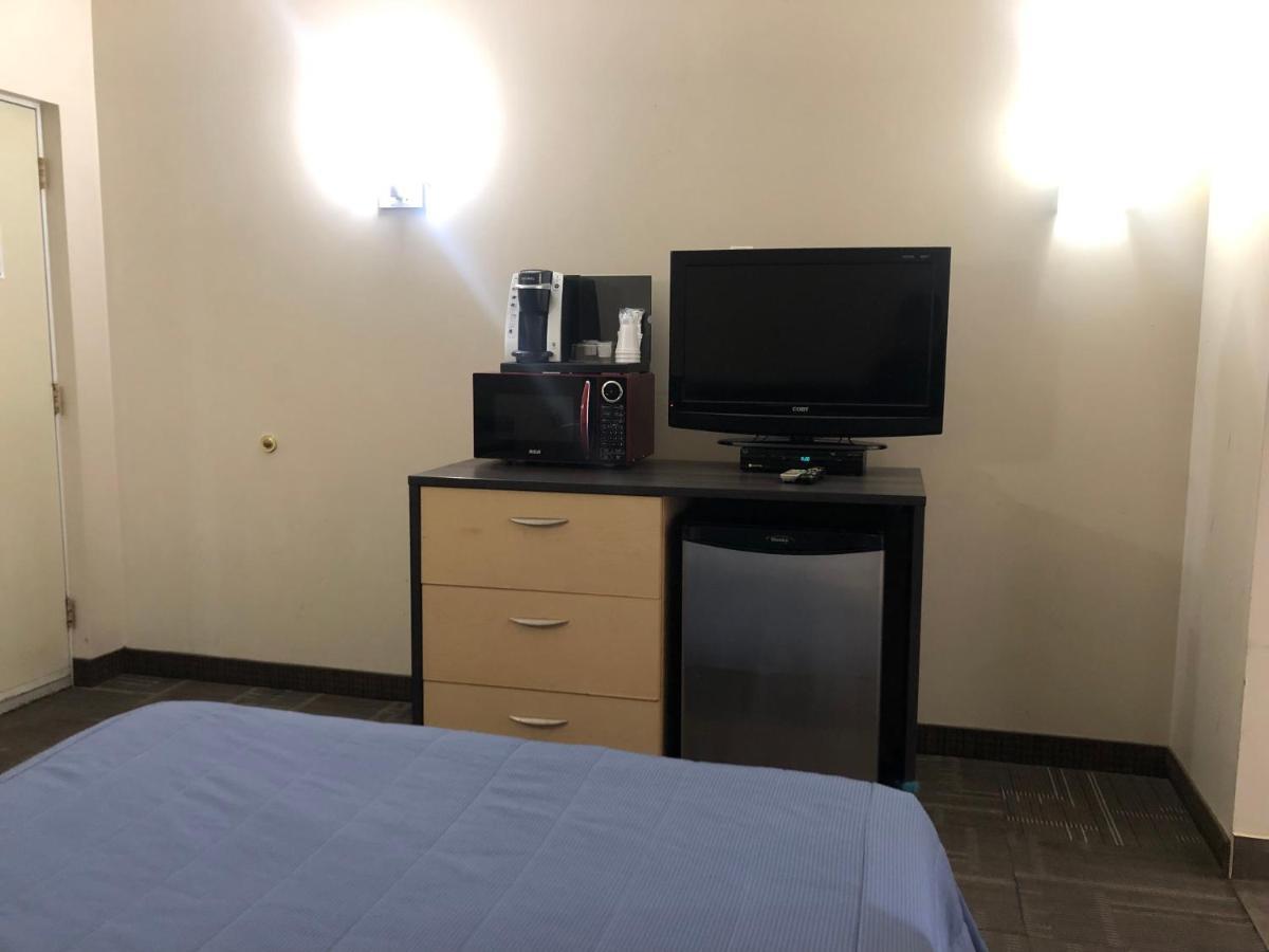 Motel Falcon Brossard Dış mekan fotoğraf