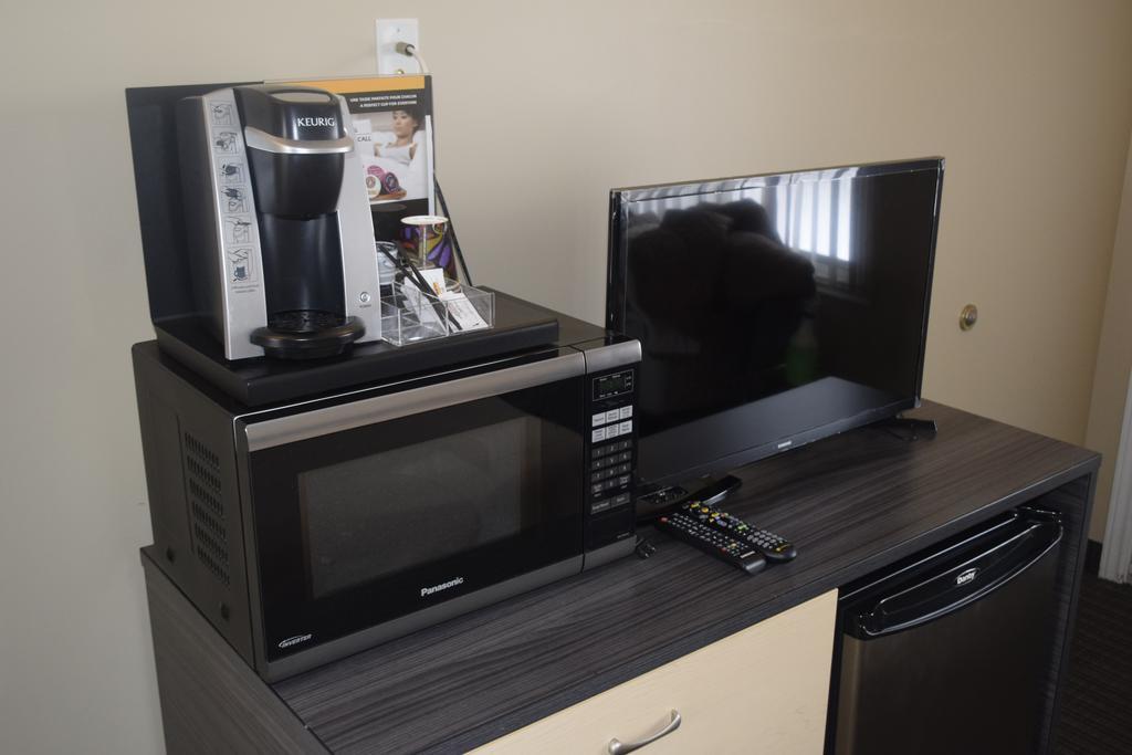 Motel Falcon Brossard Dış mekan fotoğraf