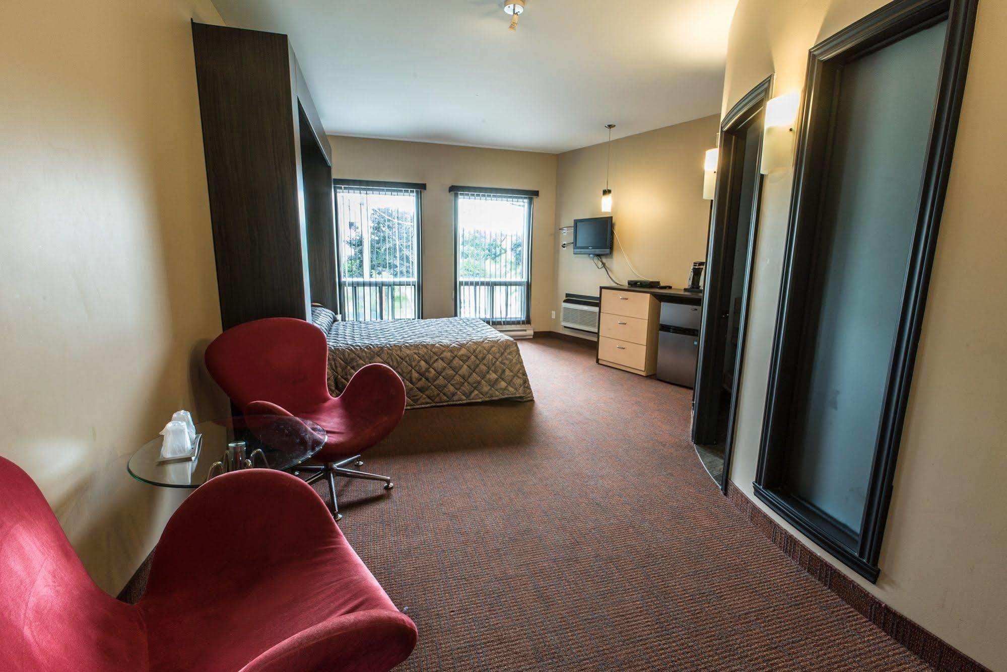 Motel Falcon Brossard Dış mekan fotoğraf